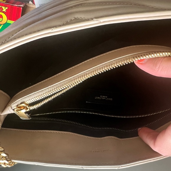 YSL MED LOU LOU. DARK BEIGE AUTHENTIC - Picture 3 of 10